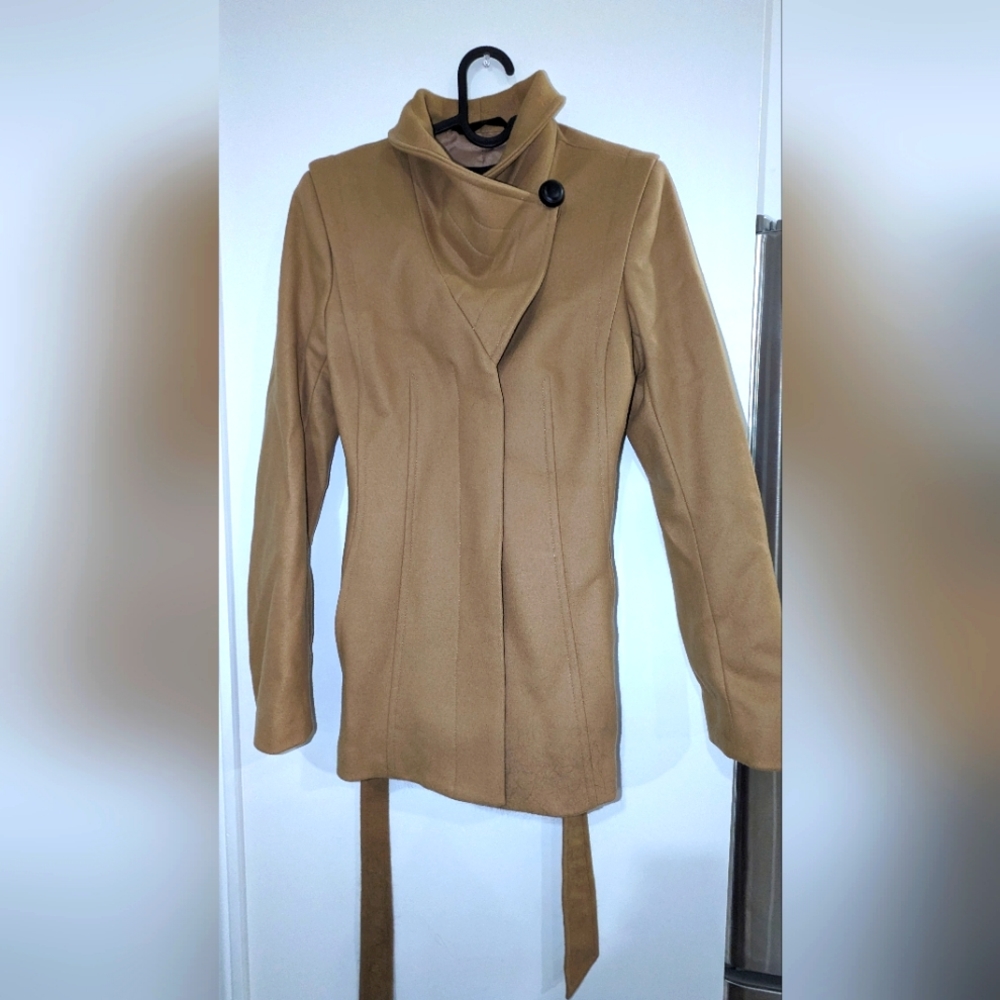 Babaton - The Conner Coat - Picture 4 of 7